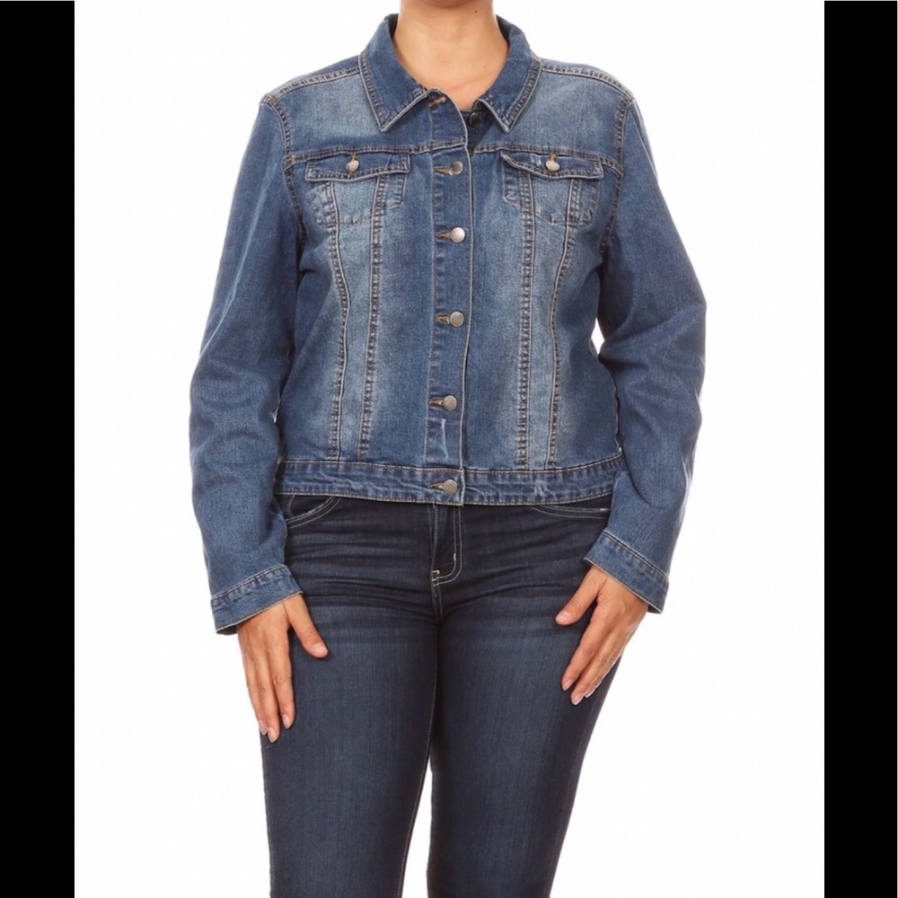 💥SOLD OUT!!💥NWT Plus Blue Denim Stretch Jacket